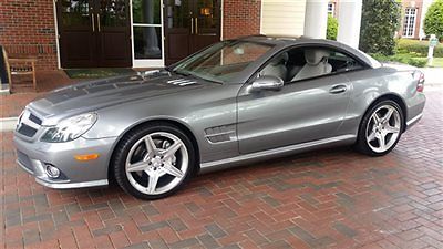 Mercedes-Benz : SL-Class SL550 2dr Roadster 5.5L V8 2009 sl 550 gray panorama roof keyless go new tires amg wheels all trades welcome