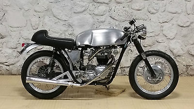 Triumph : Bonneville 68 triumph dunstall t 120 tr 6 road racer prof resto norton pres owned alloy l k