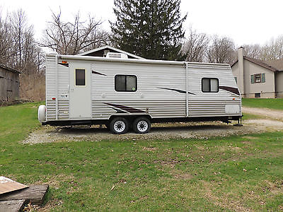 2010 GREY WOLF  26K TRAVEL TRAILER, VERY LOW MILES GREAT COND. USED ONLY 4 TIMES