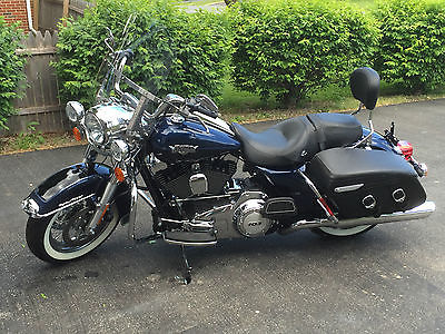 Harley-Davidson : Touring 2012 harley davidson flhrc road king classic only 849 miles
