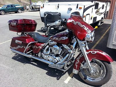 Harley-Davidson : Touring Harley Davidson Electra Glide Custom