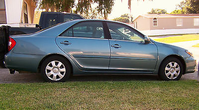 Toyota : Camry LE Sedan 4-Door 2002 toyota camry le sedan 4 door 2.4 l engine