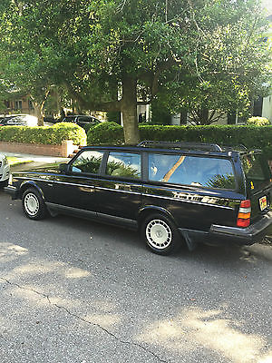 Volvo : 240 Base Wagon 4-Door 1993 volvo 240 base wagon 4 door 2.3 l