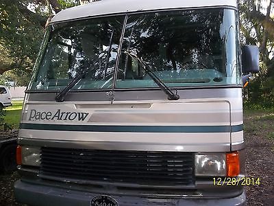 1994 Pace Arrow by Fleetwood, 37 feet, Ford chassis and 460 engine
