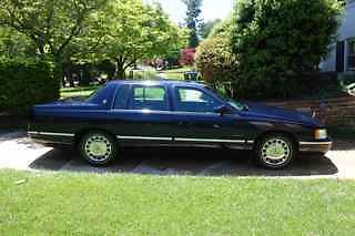 Cadillac : DeVille Base Sedan 4-Door 1997 cadillac deville sedan 4 door v 8 4.6 l excellent condition 82 000 miles