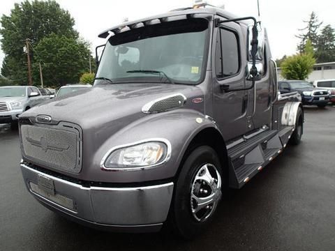 2006 FREIGHTLINER SPORT CAB/CHASSIS