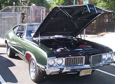 Oldsmobile : 442 W30 Optioned Factory 4 SPD, 455CI / V8, Laser Straight Body with a  $20K Paint Job