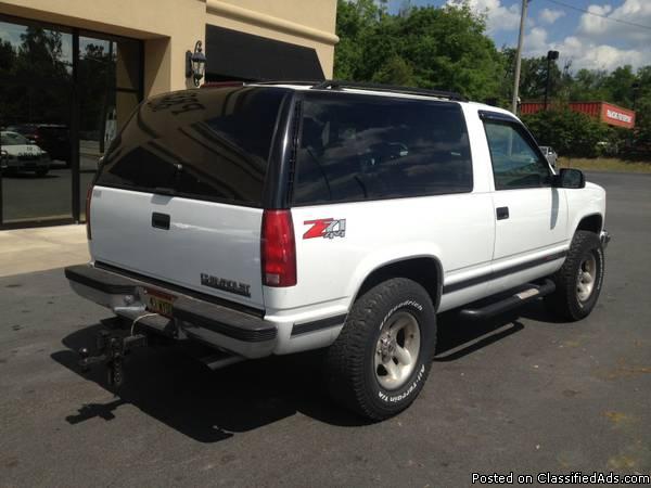 94 CHEVY FULL SIZE BLAZER 4X4 Z71 OFF ROAD PACKAGE IN GREAT CONDITION