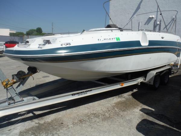 1999  Crownline  238 DB