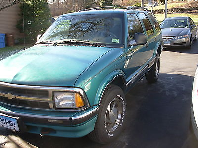 Chevrolet : Blazer LT 1995 chev blazer 4 dr green 4 wheel drive 139 000 miles one owner