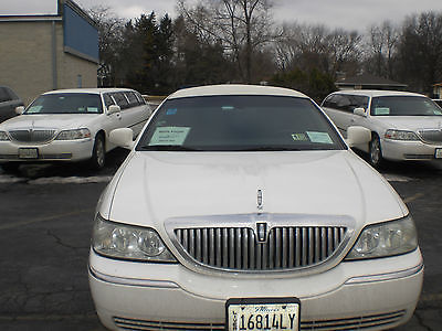 Lincoln : Town Car limo 2007 stetch limo 10 passenger white lincoln limo