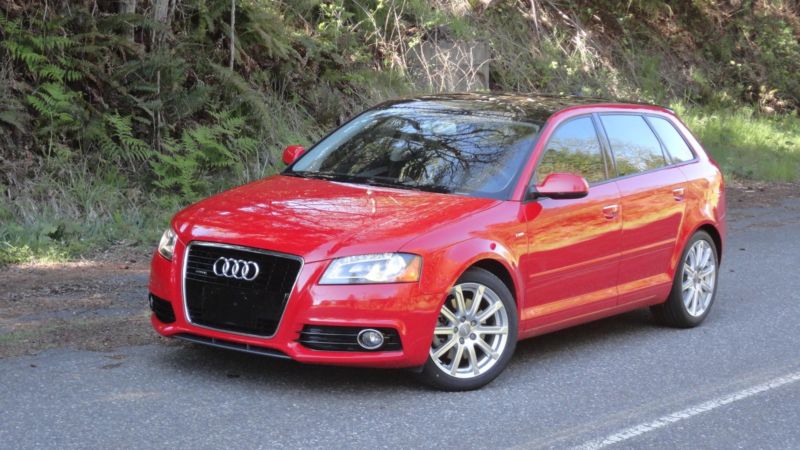 2011 Audi A3 2.0T Quattro, rare options and smells like new!