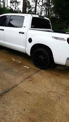 Toyota : Tundra 2011 Toyota Tundra TRD 2011 toyota tundra sr 5 crew cab pickup 4 door 5.7 l