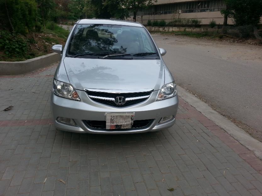 Honda City 2007 modle Islamabad Registered Alloy rim New tyre LCD BACK CAMERA scrat