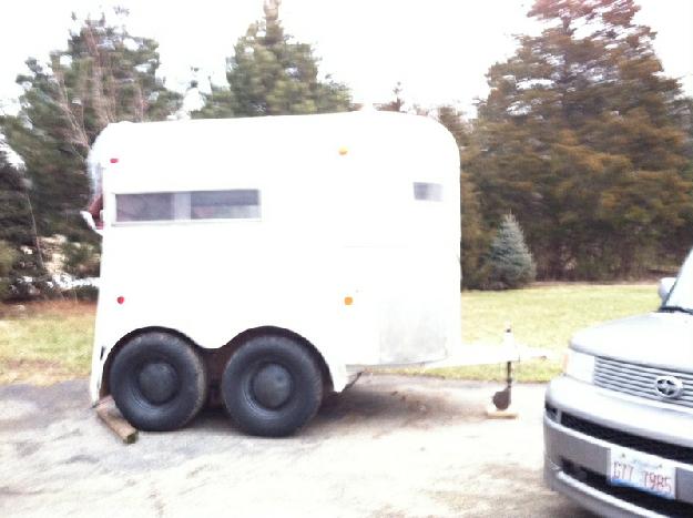 Nice, clean 2H trailer for sale