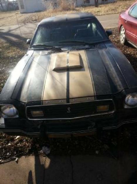 1976 Ford Mustang for: $11900