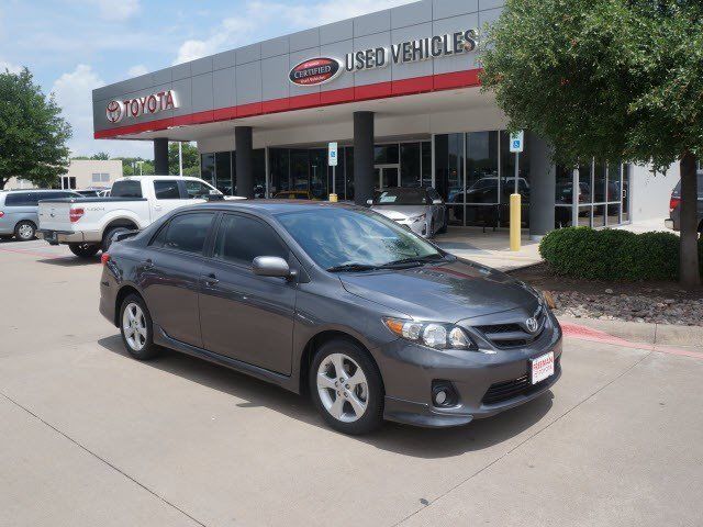 Toyota : Corolla S S 1.8L Air Conditioning Side Impact Door Beams Vehicle Stability Assist Clock