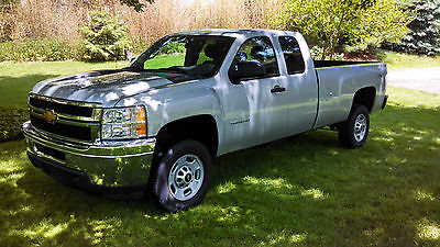 Chevrolet : Silverado 2500 2500HD Chevrolet Silverado 2500HD 4X4 WT Extended Cab Pickup 4-Door, 8 FT Bed