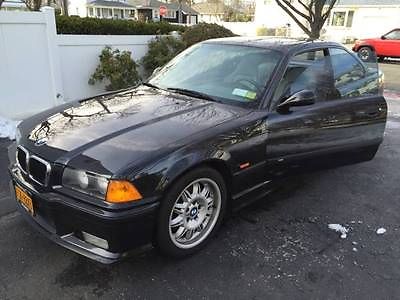 BMW : M3 E36 1997 bmw m 3 e 36 coupe great condition with sunroof