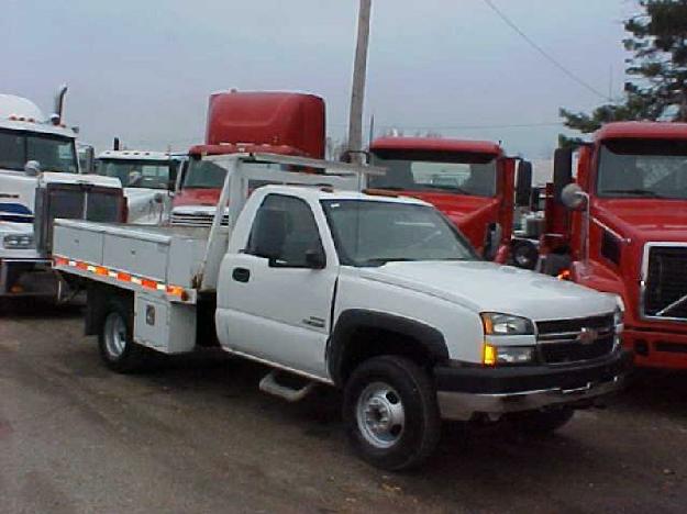 Chevrolet 3500hd flatbed truck for sale