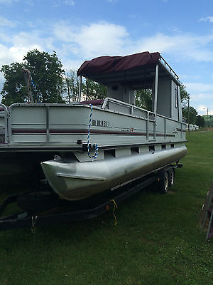 SUN TRACKER PARTY HUT PONTOON BOAT  30' Camper Top * trailer *