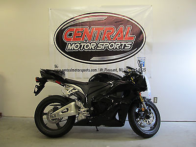 Honda : CBR honda, motorcycle, cbr600rr, street bike, red, black, white, 2012, sport