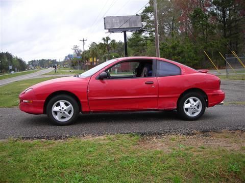 1999 Pontiac Sunfire Coupe SE Coupe 2D