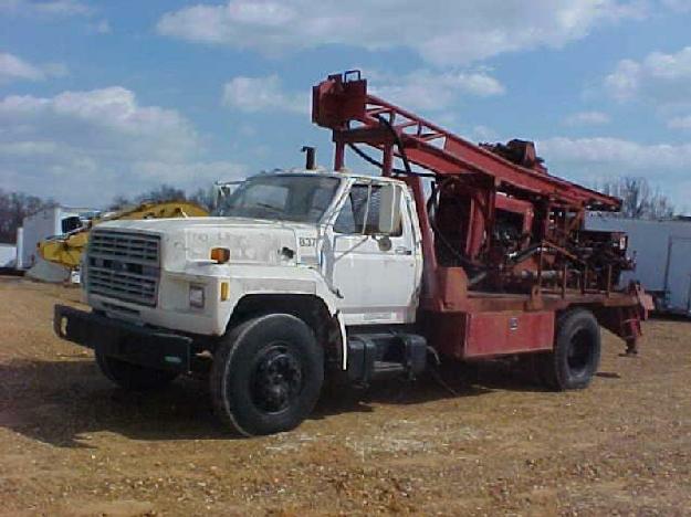 Ford f900 digger derrick truck for sale