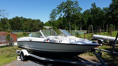 175 Bayliner MerCrusier Bow-rider Wakeboard Boat