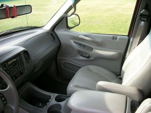 1999 Ford Expedition, 3