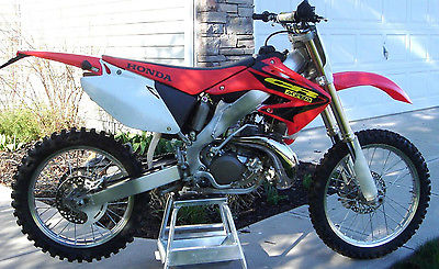 Honda : CR 2003 honda cr 250 r like new fresh from crate collector cr 250 2 stroke