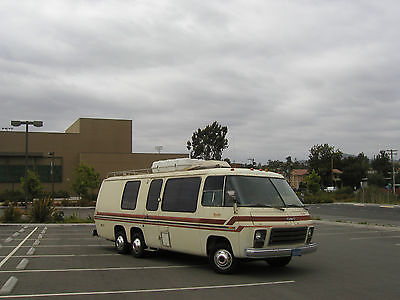 CLASSIC  GMC MOTORCOACH