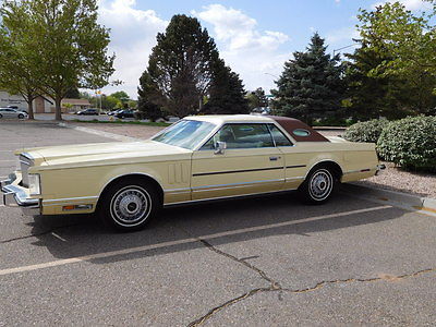 Lincoln : Continental Mark V 1979 lincoln continental mark v 39 k miles like new yellow showroom condition