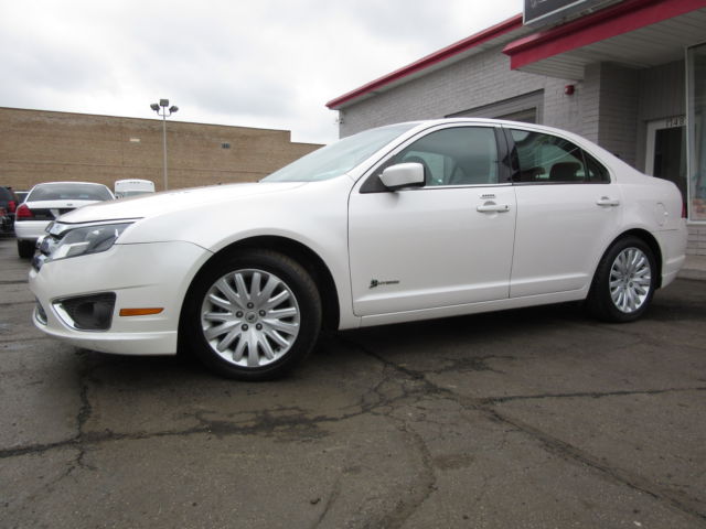 Ford : Fusion 4dr Sdn Hybr White Hybrid 94k Hwy Miles Es Fed Govt Admin Well Maintained Nice