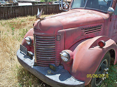 International Harvester : Other Chrome 1946 international truck with 18 flatbed
