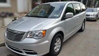 Chrysler : Town & Country Touring 2011 chrysler town and country
