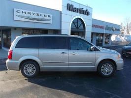 New 2015 Chrysler Town and Country Touring-L