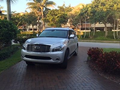 Infiniti : QX80 QX 80 Almost Brand New Still Smells New. Less than 2 months 1st Owner too big for wife