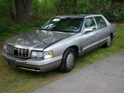 Cadillac : DeVille Sedan One owner 1997 Cadillac Need work Great Project Car or use for Parts