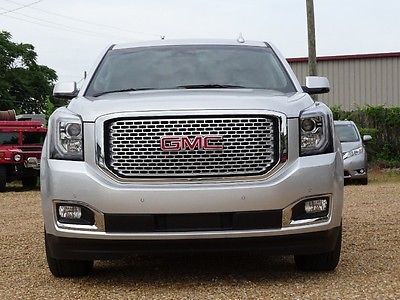 GMC : Yukon Denali 4 wd loaded