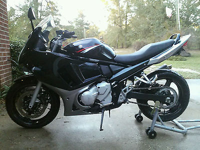 Suzuki : GSX / Katana 2008 black suzuki gsx 650 f motorcycle with red accents in great condition