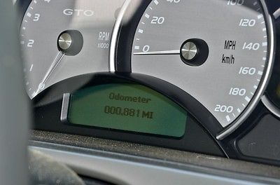 Pontiac : GTO GTO 2005 pontiac gto automatic 2 door coupe 881 miles garage kept