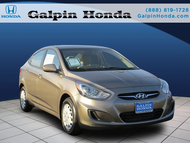 2013 Hyundai Accent GLS San Fernando, CA