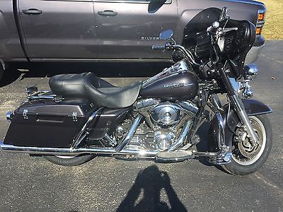 Harley-Davidson : Touring 06 road king police edition very clean nice extras efi new paint and tires