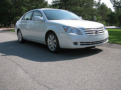 Toyota : Avalon XLS 06 toyota avalon xls great color combo white pearl mint one owner clean carfax