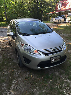 Ford : Fiesta S Sedan 4-Door Ford Fiesta - very clean, one owner, good condition