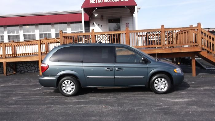 2007 Chrysler Town & Country Touring Springfield, MO