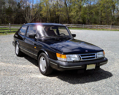 Saab : 900 S Hatchback 2-Door 1993 saab 900 s hatchback low mileage excellent condition