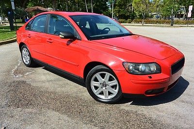Volvo : S40 T5 2004 volvo s 40 red