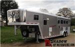 2006 Featherlite Trailers 4H with 11 amp 039 LQ. Hardwood Interior, Like New Condit